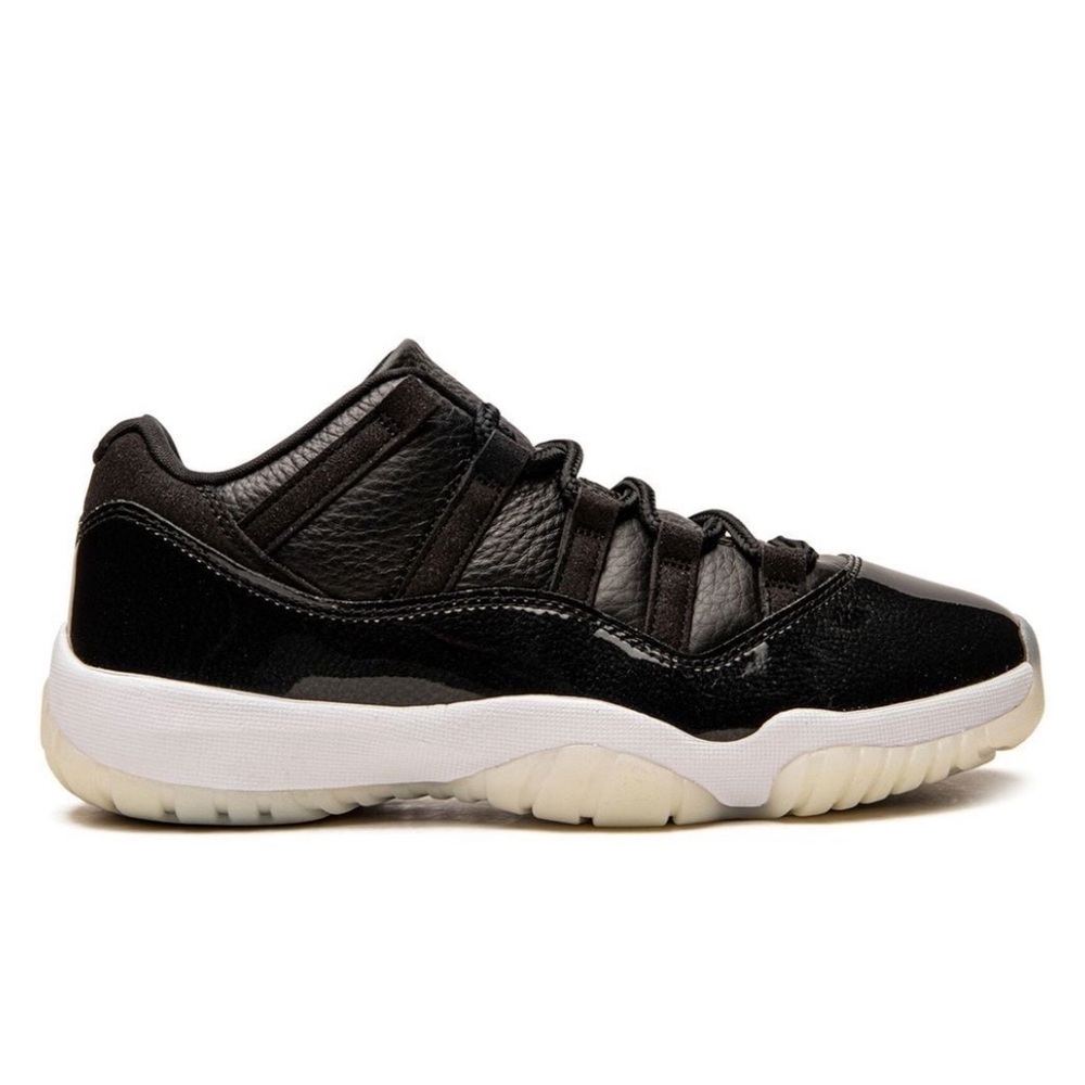 Air Jordan 11 Low “72 - 10”